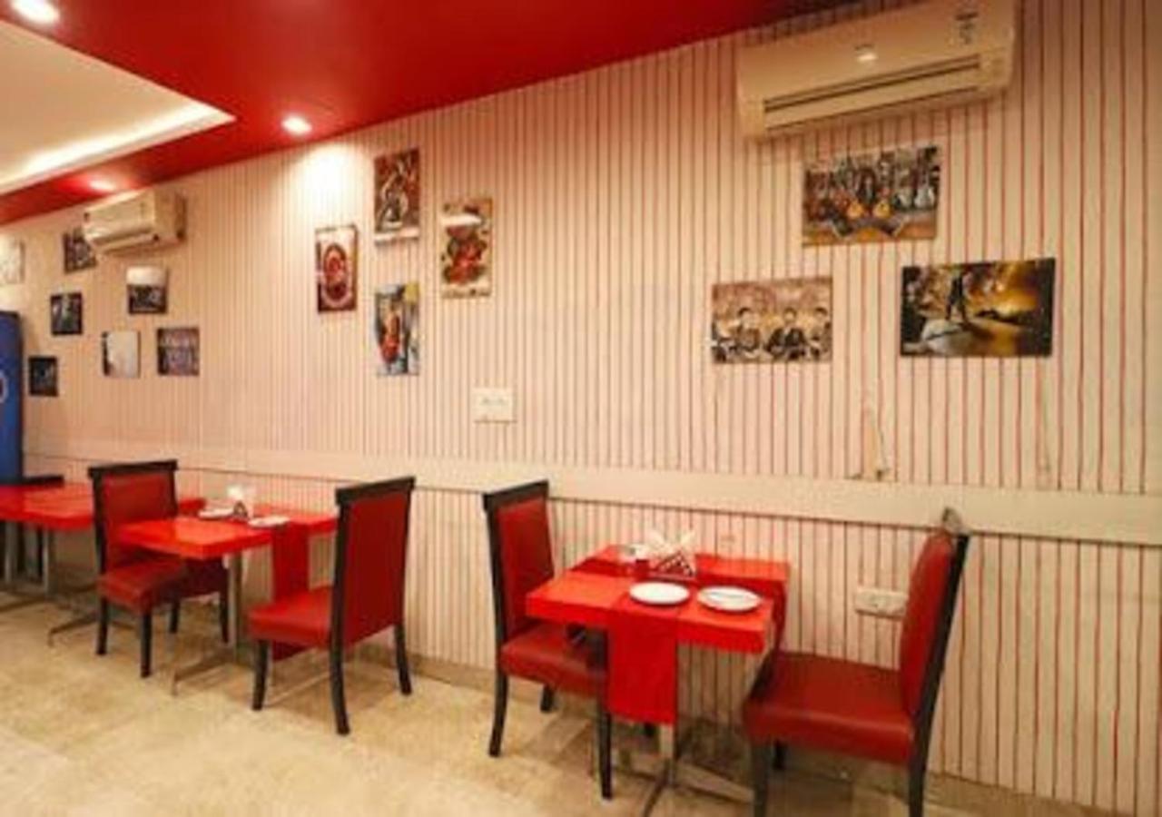 Hotel Loto - Sector 66 Νόιντα Εξωτερικό φωτογραφία